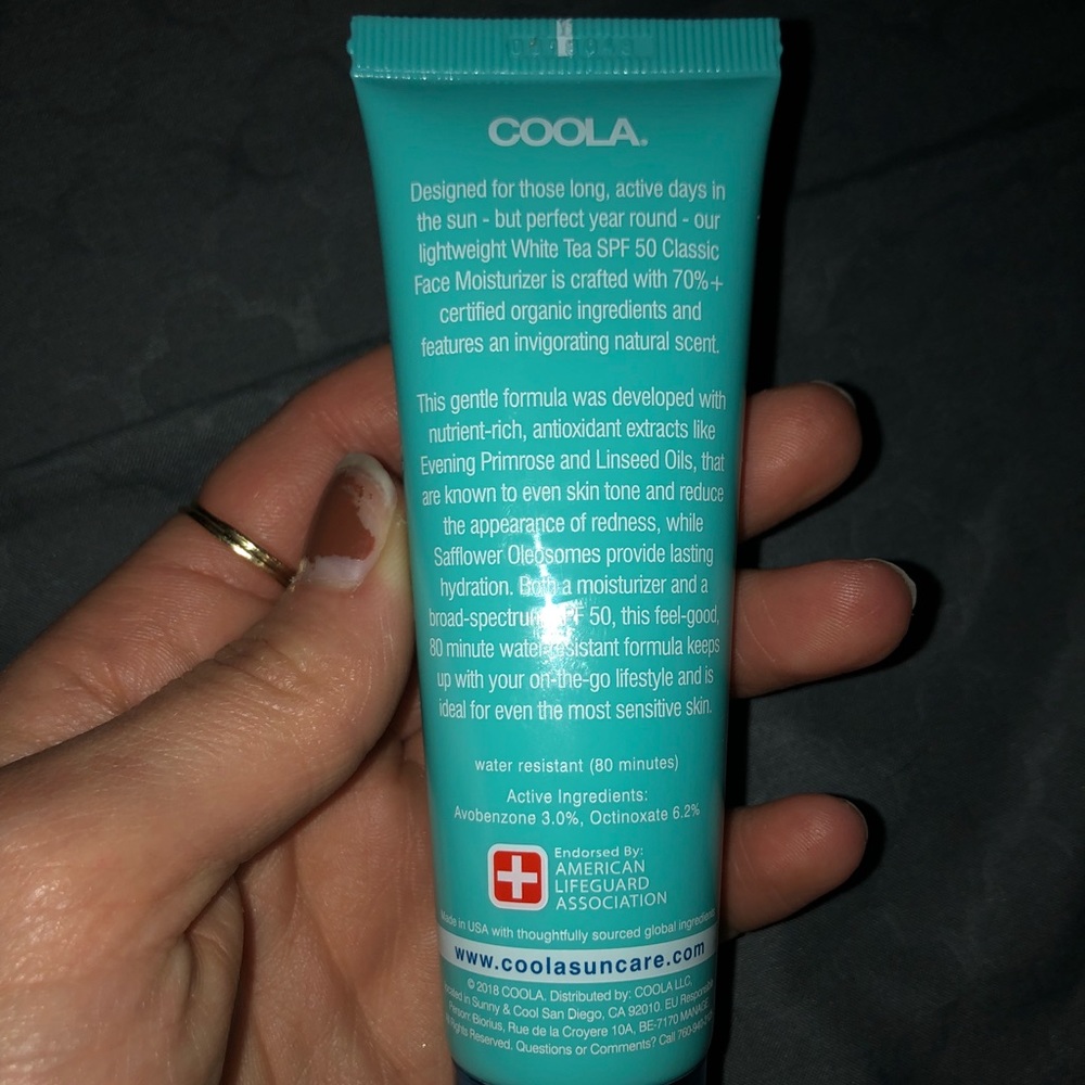 COOLA Classic Sport Face Sunscreen in White Tea - Picture 6 of 8